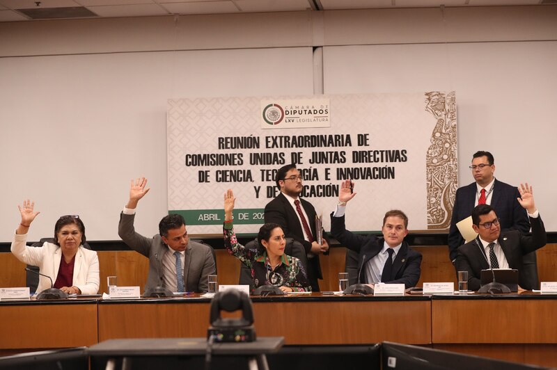 Reunión extraordinaria de comisiones unidas de juntas directivas de ciencia, tecnología e innovación y decación