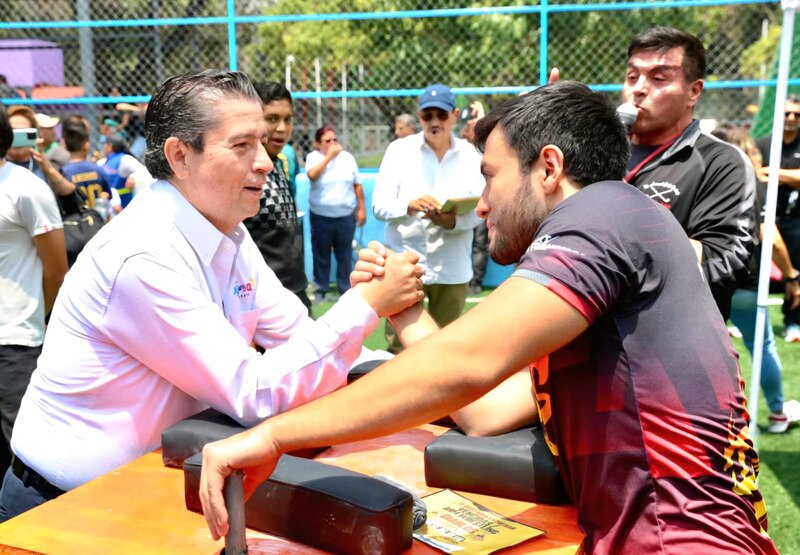 Campeonato de lucha de brazos