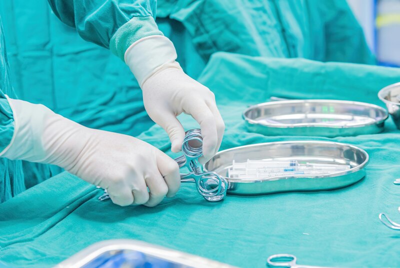 Bandeja de instrumentos médicos