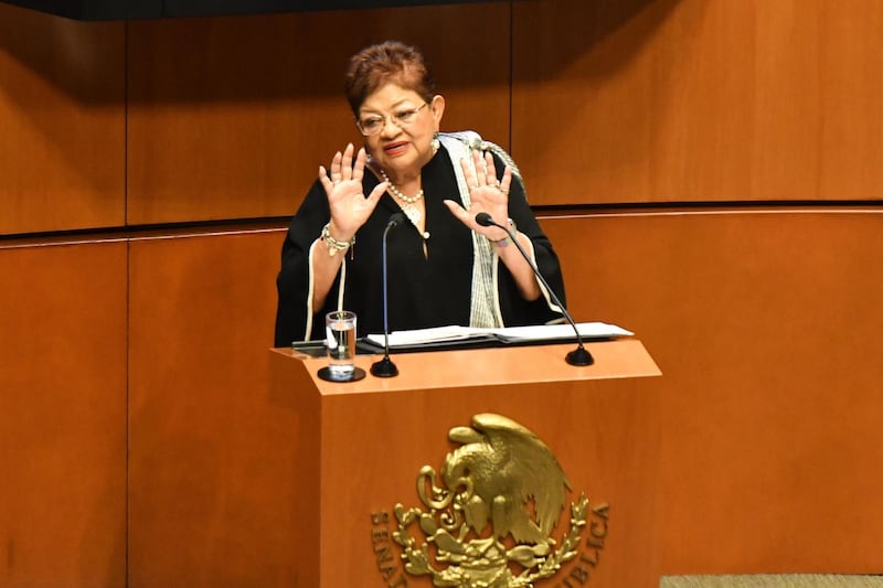Ernestina Godoy Ramos, durante su intervención en la sesión ordinaria del Senado de la República en la que compareció ante el pleno previo a la votación de la terna integrada también por Maribel Bojórquez Beltrán y Luz María Zarza Delgado, para ocupar el cargo a la Fiscalía General de la República.