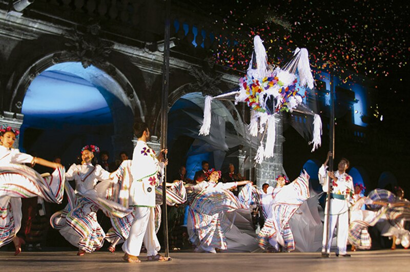 Danza folclórica mexicana