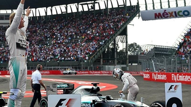 El piloto alemán Nico Rosberg ganó el Gran Premio de México 2015.