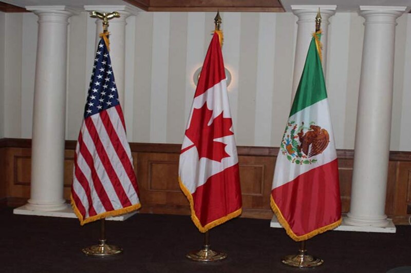 Las banderas de los tres países de América del Norte