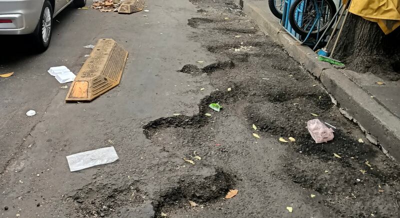 Baches en la calle