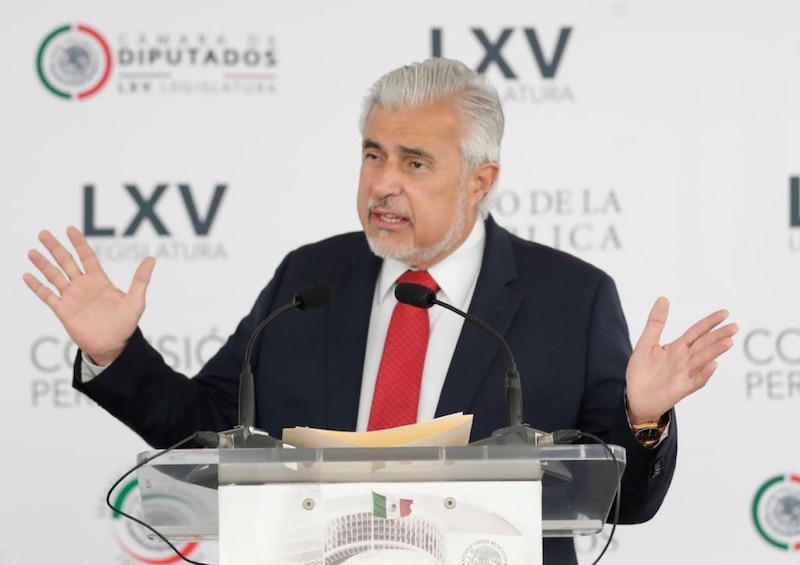 El diputado federal por Morena, Mario Delgado Carrillo, durante una conferencia de prensa en la Ciudad de México.