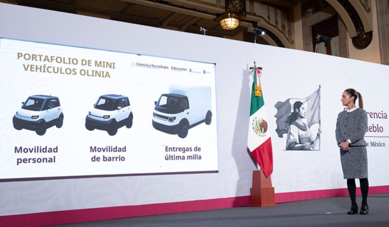 Presentación del vehículo eléctrico Olinia, destacando su diseño innovador y compromiso con la sostenibilidad ambiental.