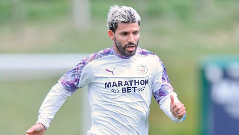 Riyad Mahrez, jugador del Manchester City, durante un entrenamiento.