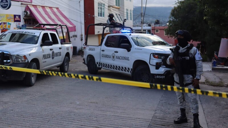 Enfrentamiento entre policías y delincuentes deja un muerto en Acapulco