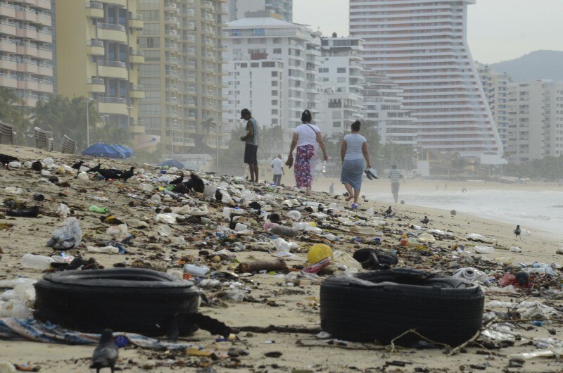 Basura en la playa