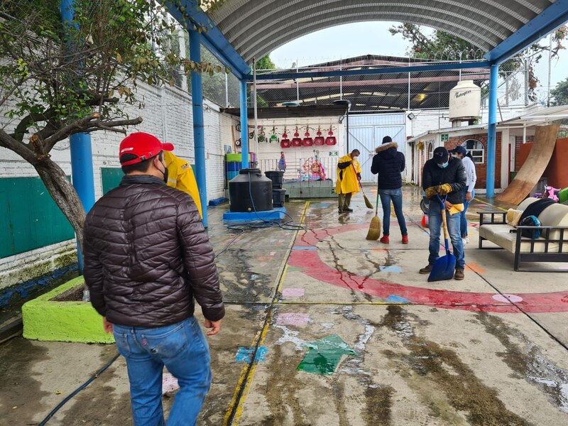 Limpieza de la escuela