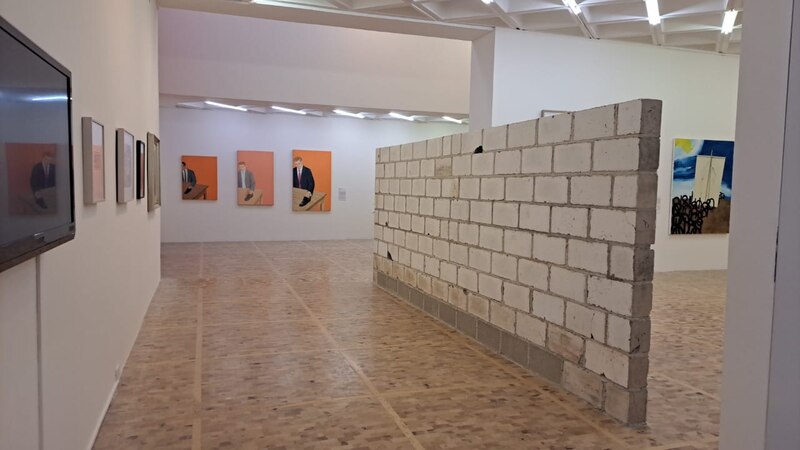 Una exposición de arte contemporáneo