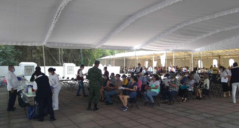 Jornada de vacunación contra el COVID-19 en México