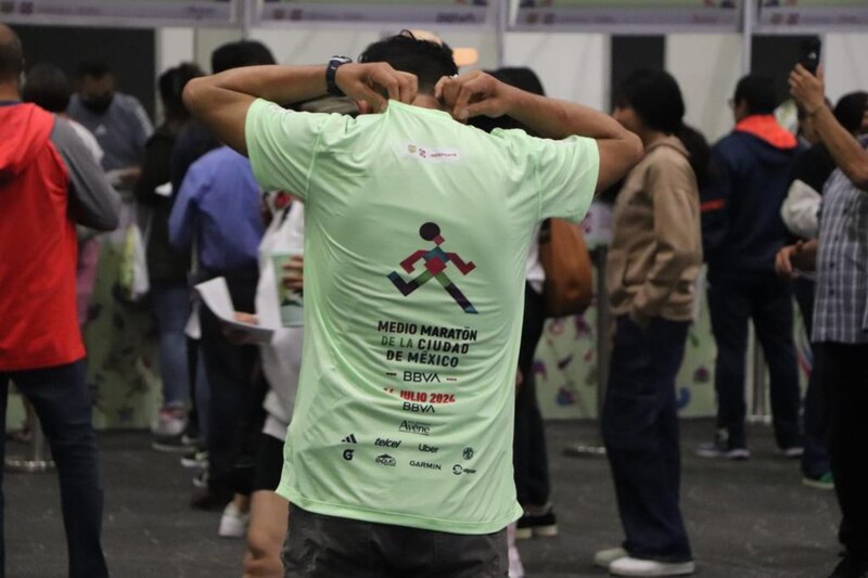 Medio Maratón CDMX 2025: Fechas, horarios y lugar para la entrega de paquetes de competencia en el World Trade Center.