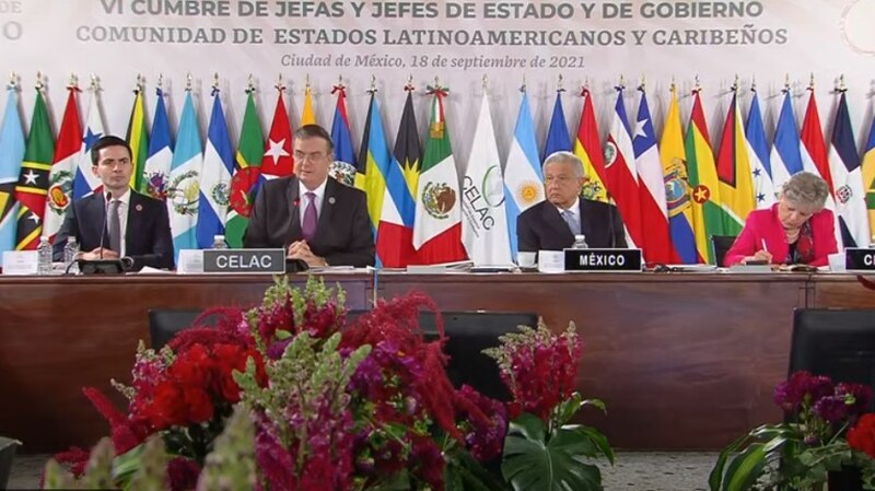 Presidentes latinoamericanos y caribeños se reúnen en México