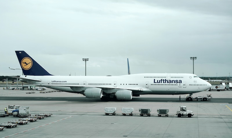 El avión tiene un costo estimado de 400 millones de dólares.