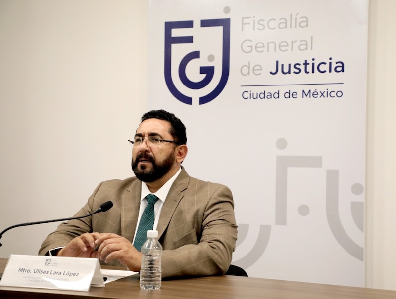 El Fiscal General de Justicia de la Ciudad de México, Ernestina Godoy Ramos, habla ante los medios de comunicación.