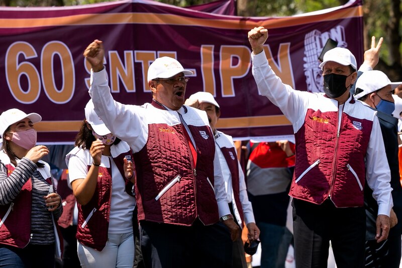 Marcha del SNTE en el Zócalo de la Ciudad de México