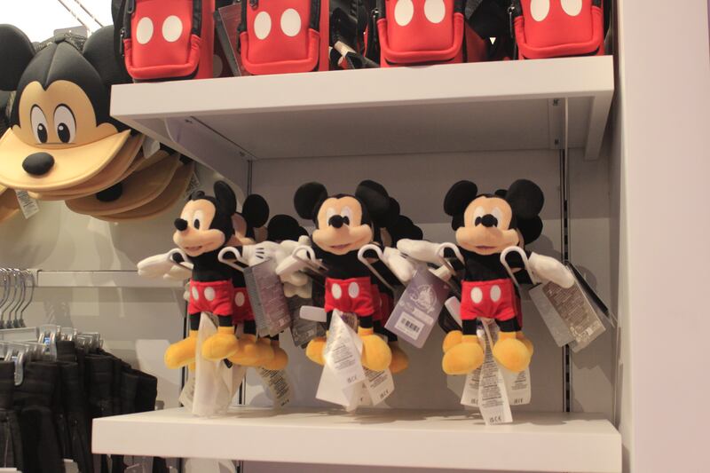 Productos de la Disney Store en Plaza Perisur
