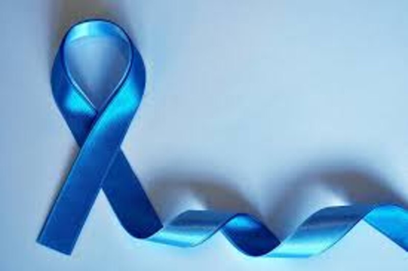 Cinta azul sobre fondo azul
