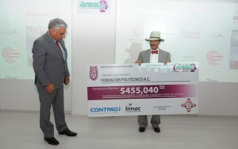 Entrega de donativo a la Fundación Politécnico AC