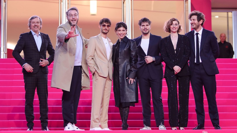 Actores y actrices en la alfombra roja