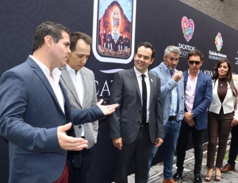 Políticos mexicanos en un evento