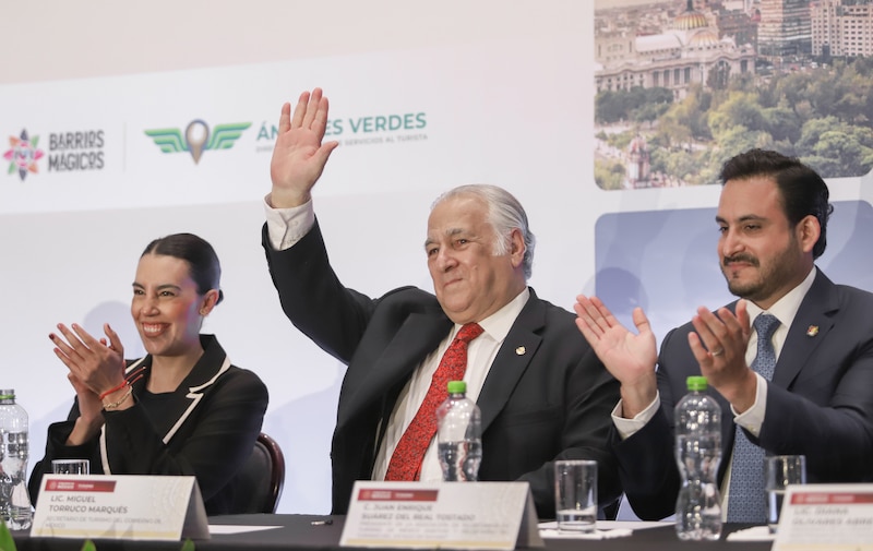 Reunión de trabajo con el secretario de turismo Miguel Torruco Marqués.