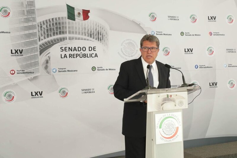Title: El senador Ricardo Monreal comparece ante el pleno del Senado de la República