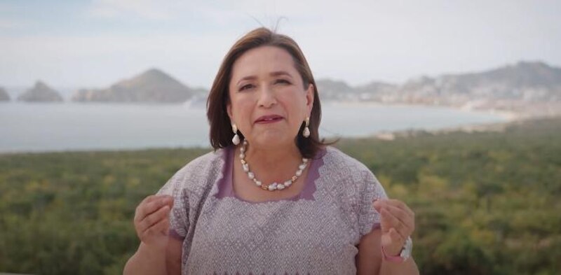 La gobernadora de Baja California, Marina del Pilar Ávila Olmeda, durante una conferencia de prensa.