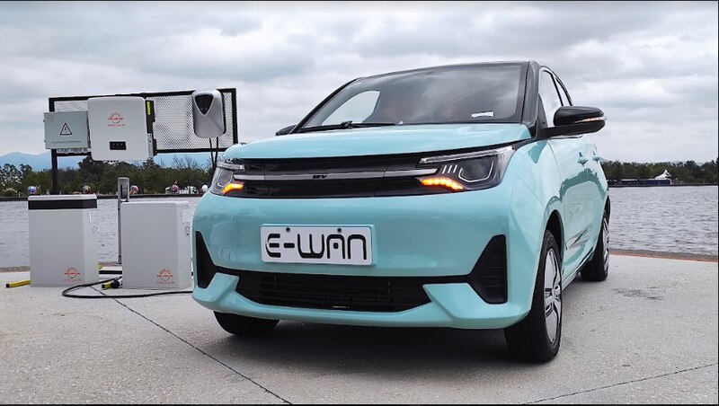 El nuevo coche eléctrico E-Wan es presentado en sociedad