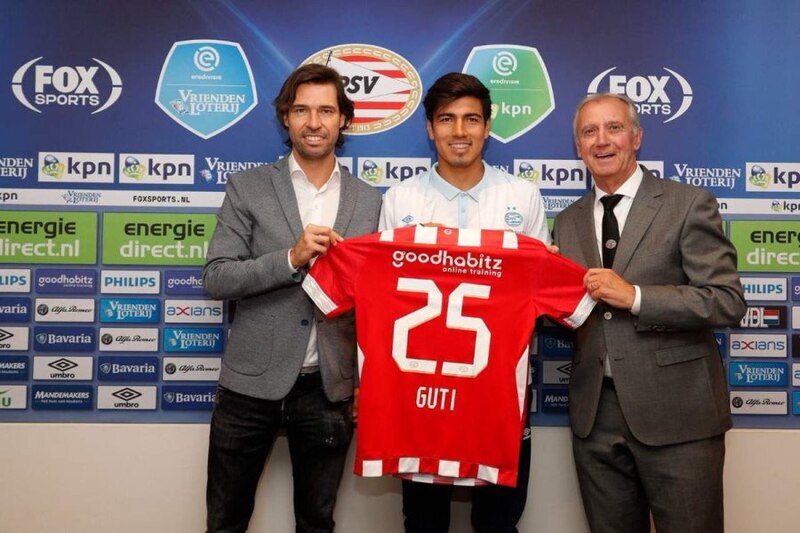 Presentación de Gutí como nuevo jugador del PSV