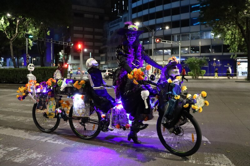 Bicicletas decoradas para el Día de Muertos