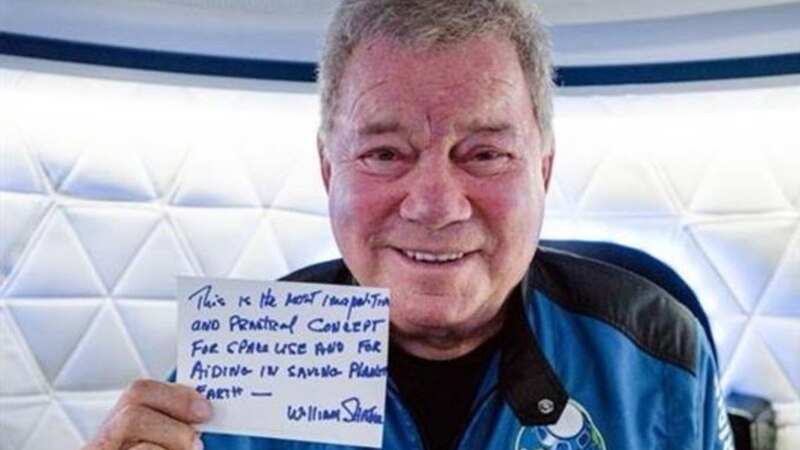 William Shatner se convierte en la persona de mayor edad en viajar al espacio