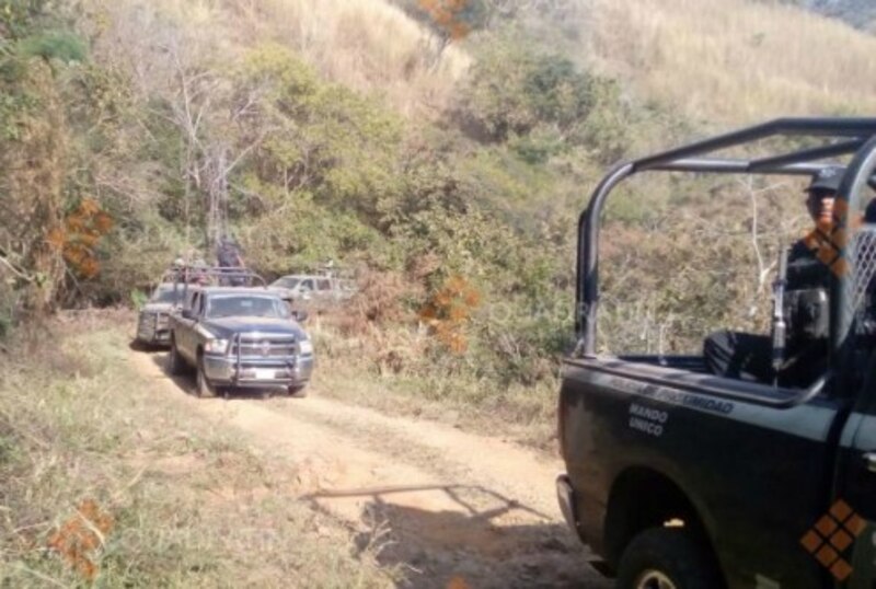 Decomisan droga y armas en operativo en la sierra de Sinaloa