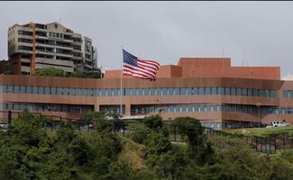 Washington envía diplomáticos a Venezuela para explorar la reapertura de embajada en el país