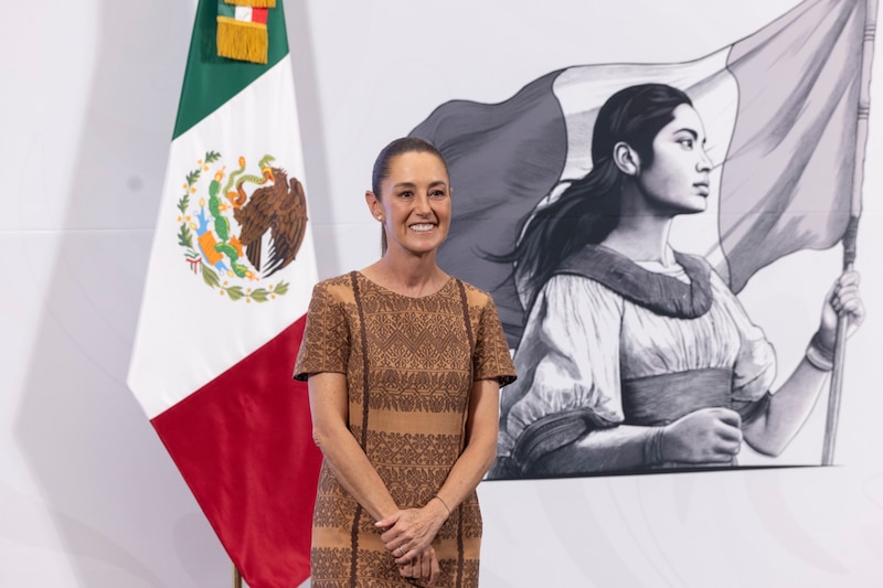 La Presidenta Claudia Sheinbaum felicita a todas las mamás, en la víspera de los festejos del 10 de mayo