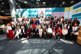 Santander impulsa 50 líderes mexicanas a élite directiva global en la London School of Economics