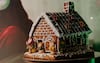Casitas y muñecos de jengibre: de amuletos medievales a ritual navideño