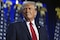 Trump aumentará al 100% los aranceles en chips y semiconductores importados