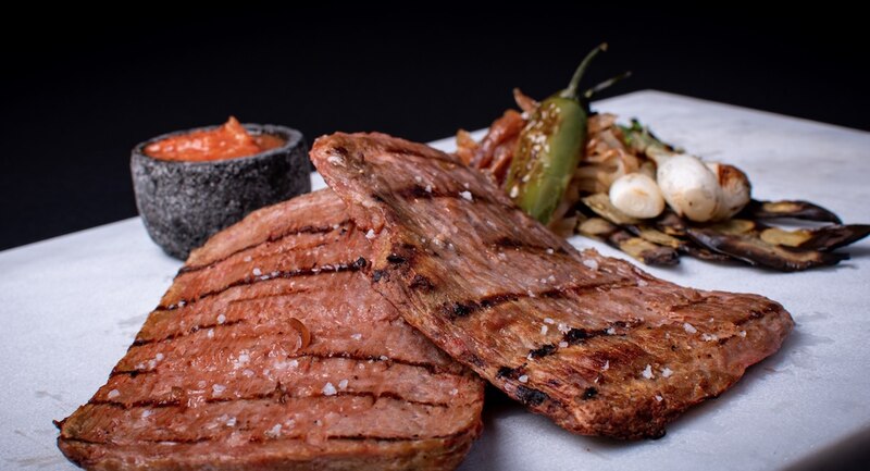 Arrachera con verduras a la parrilla