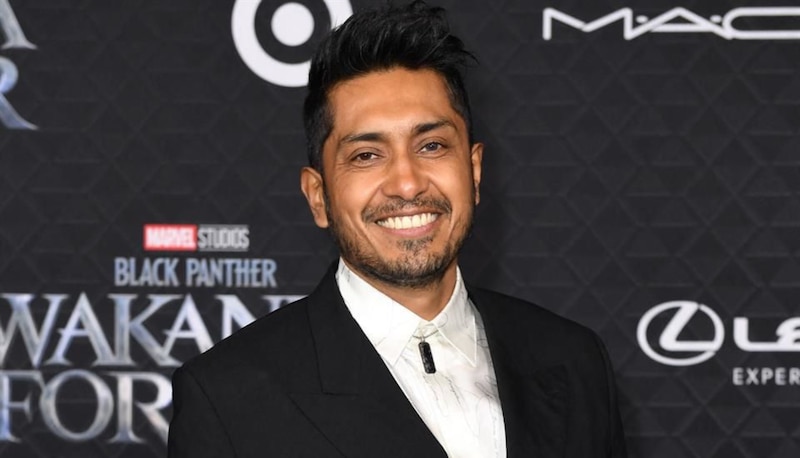 El actor mexicano Tenoch Huerta en la alfombra roja de Black Panther: Wakanda Forever.