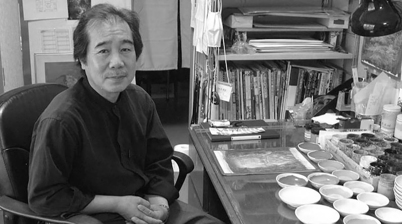 El artista plástico coreano Kim Tschang-yeul en su estudio