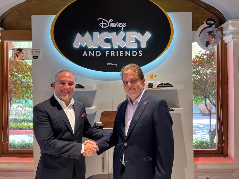 Alianza Widex y Disney lanzan auxiliares auditivos