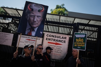 El mundo se resigna a un nuevo orden sometido al chantaje arancelario de Trump