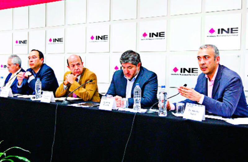 Candidatos presidenciales en México debaten sobre economía