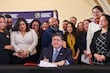 Illinois firma ley contra el acoso de ICE a inmigrantes y el uso de datos personales médicos
