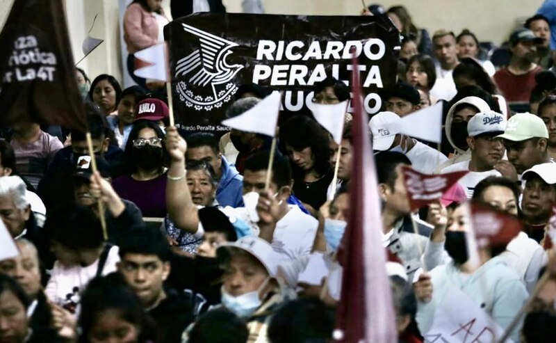 Multitudinario mitin de Ricardo Peralta en el zócalo de la Ciudad de México