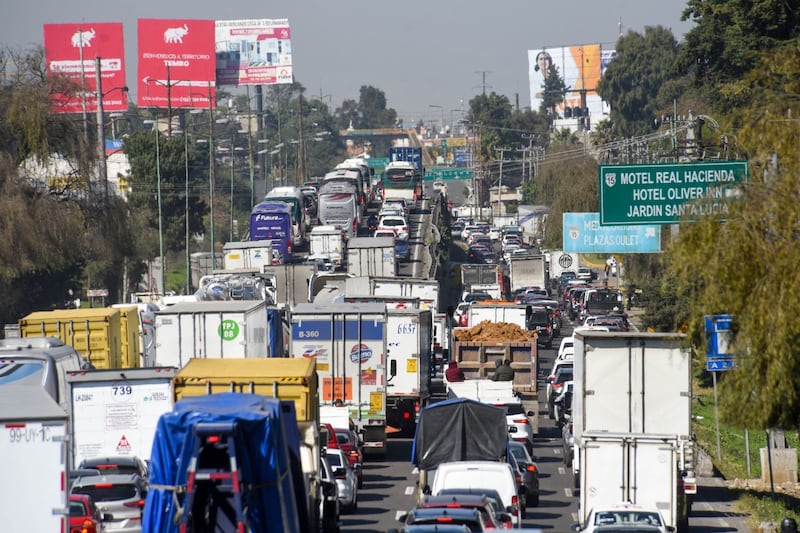 Reporte de carreteras bloqueadas viernes 7 de noviembre