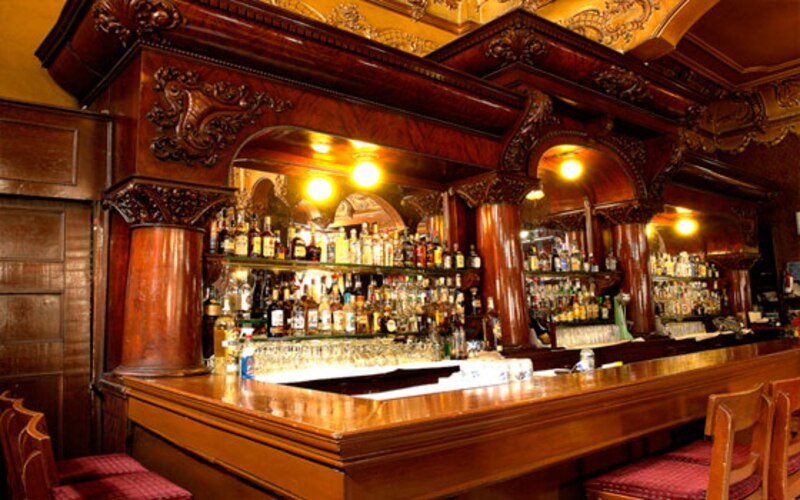 Bar con estilo antiguo