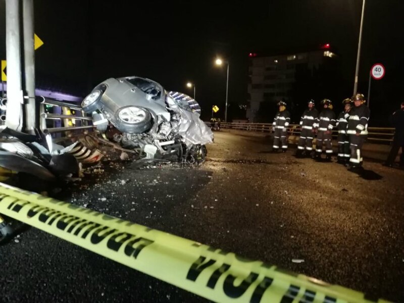 Accidente de coche en la Ciudad de México deja varios heridos